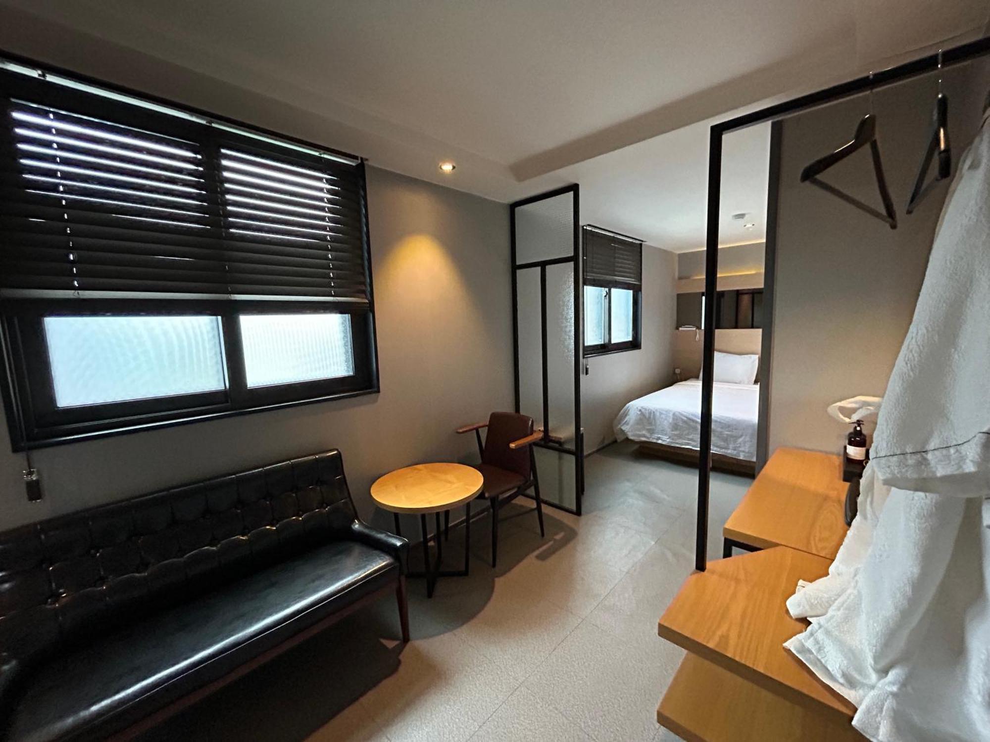 Deluxe Motel 巨济市 外观 照片