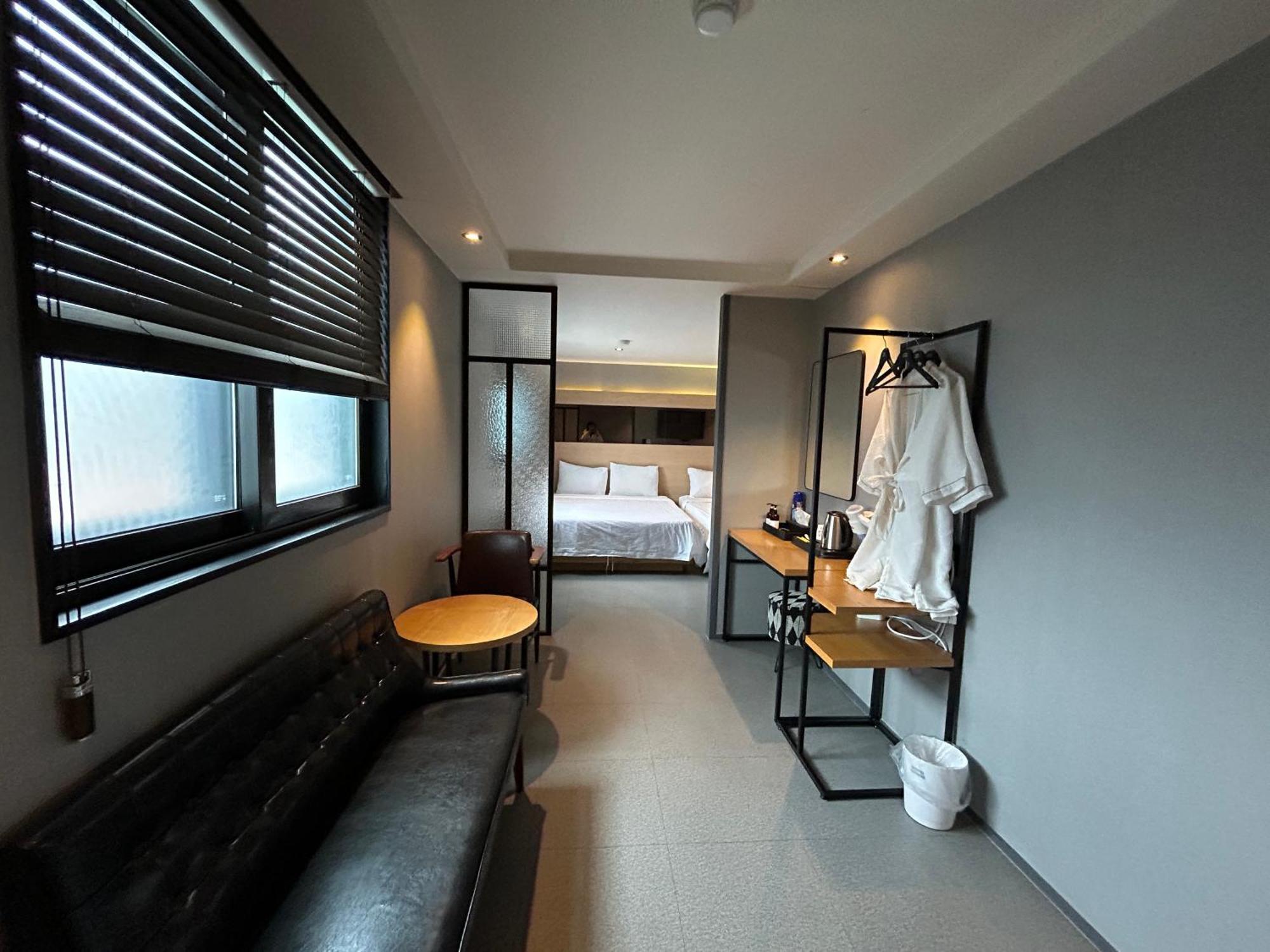 Deluxe Motel 巨济市 外观 照片