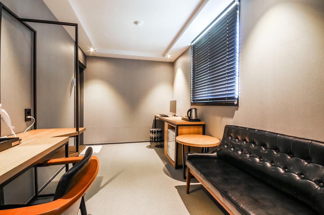 Deluxe Motel 巨济市 外观 照片