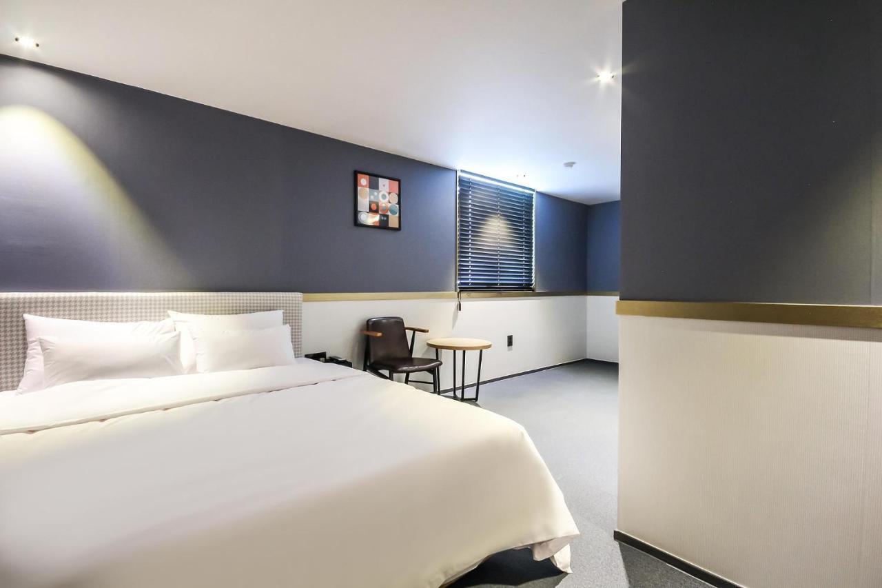 Deluxe Motel 巨济市 外观 照片