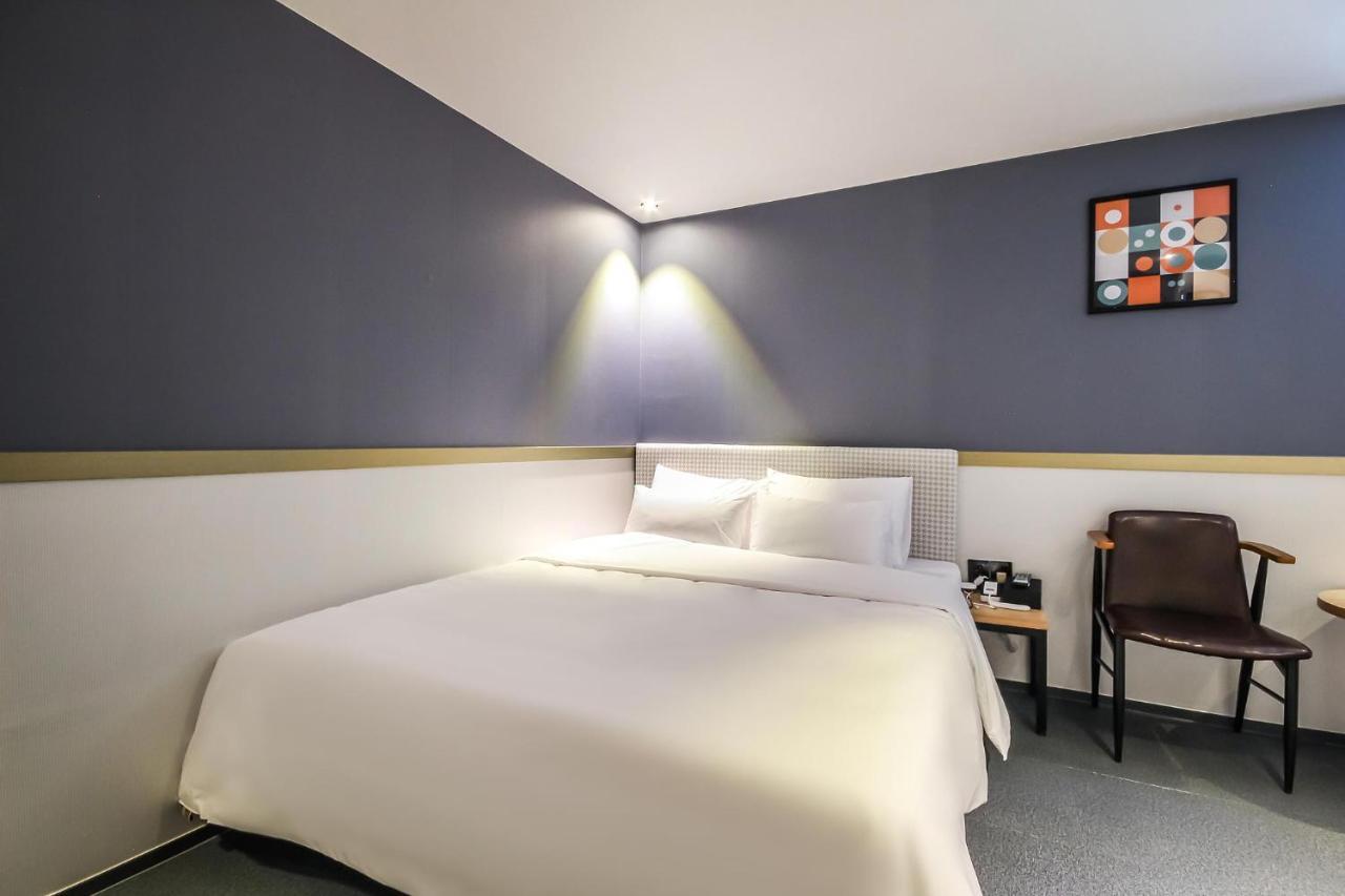 Deluxe Motel 巨济市 外观 照片