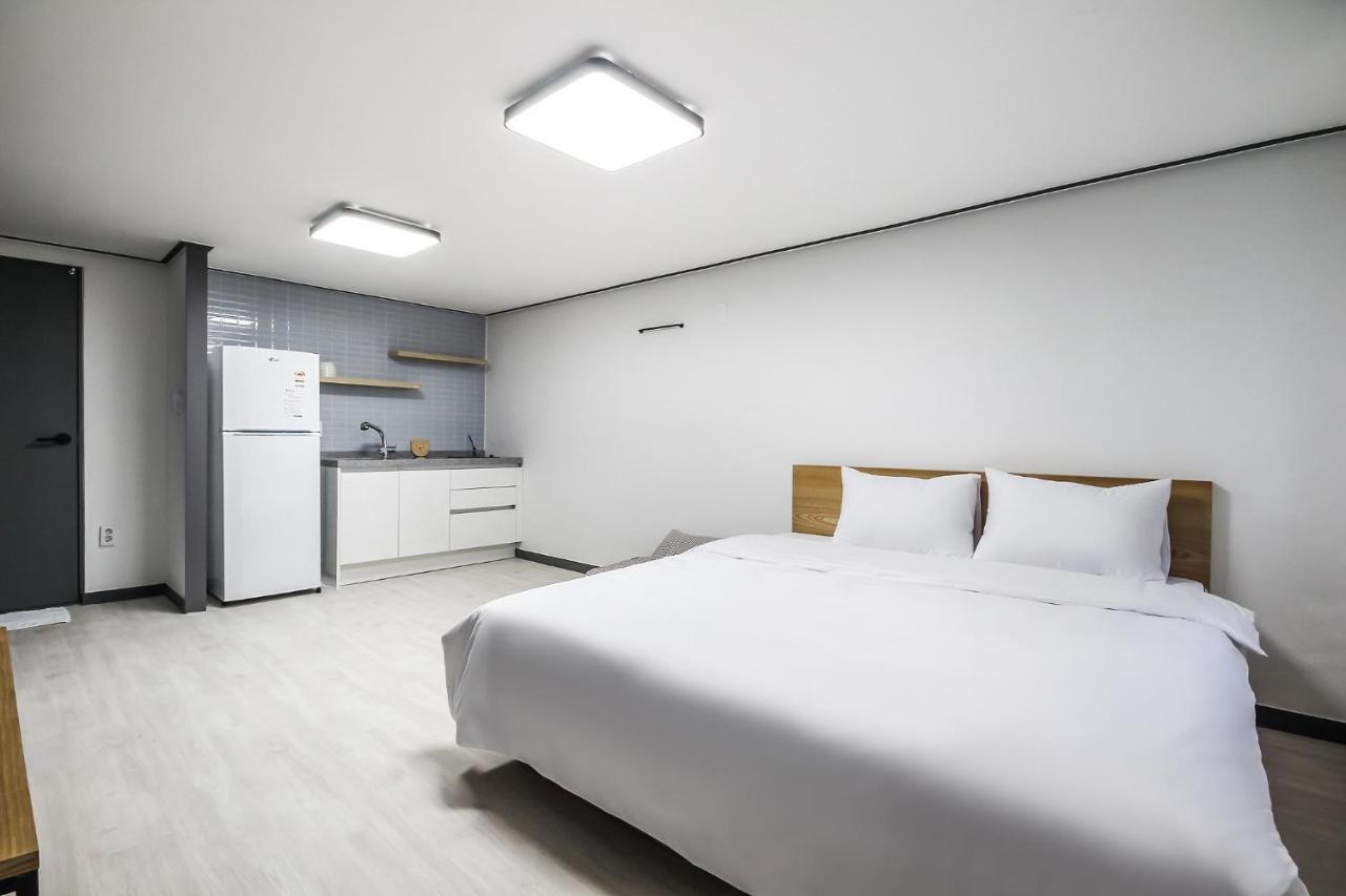 Deluxe Motel 巨济市 外观 照片