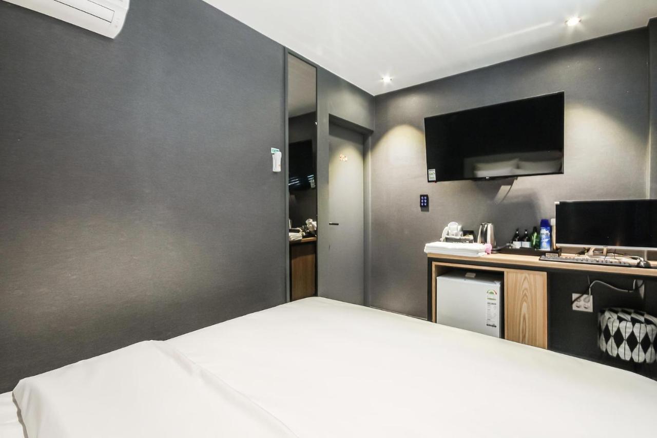 Deluxe Motel 巨济市 外观 照片
