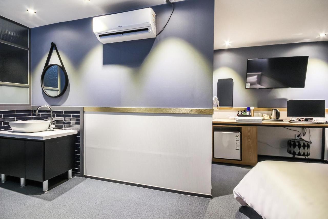 Deluxe Motel 巨济市 外观 照片