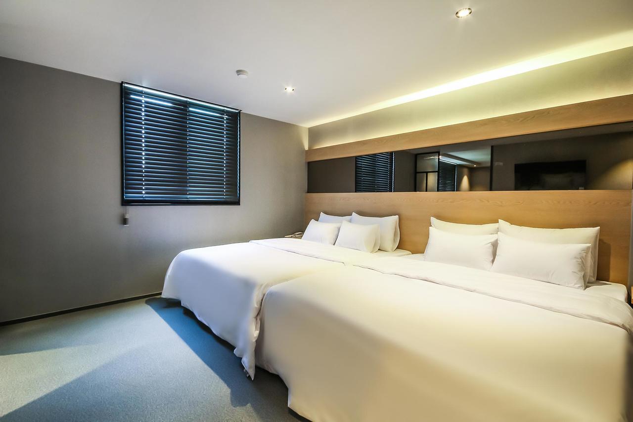Deluxe Motel 巨济市 外观 照片